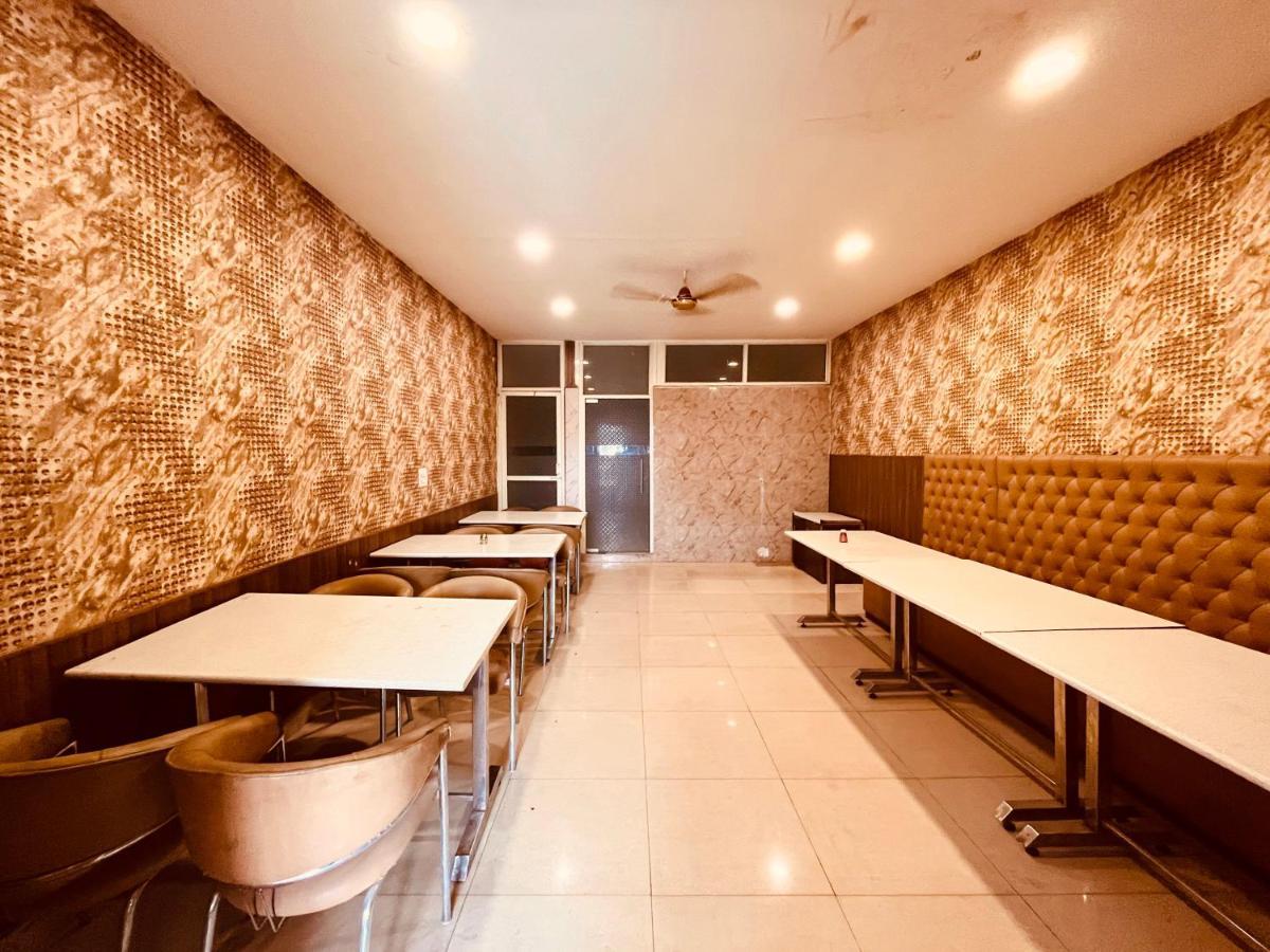 Hotel Pearl Grand, Zirakpur - Top Rated & Most Awarded Property In Tricity Chandīgarh Exterior foto